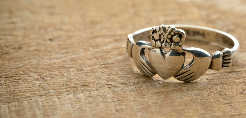 The Symbolism and Meaning Behind the Claddagh Ring claddagh ring header