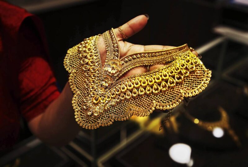 India Overtakes China as Largest Gold Jewellery Consumer