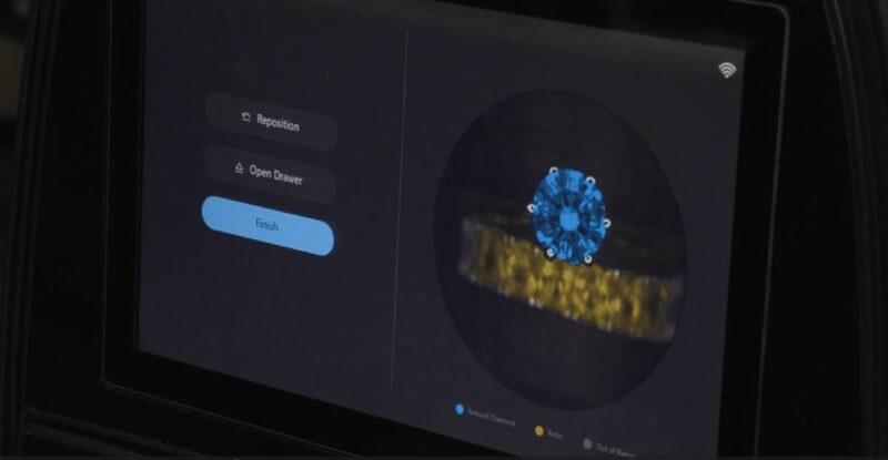 De Beers Launches DiamondProof Verification Device in Retail Stores