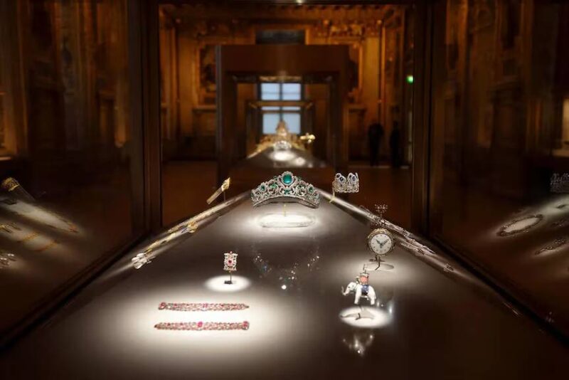 Louvre Jewellery Heist Targets Crown Jewels in High-Profile Security Breach